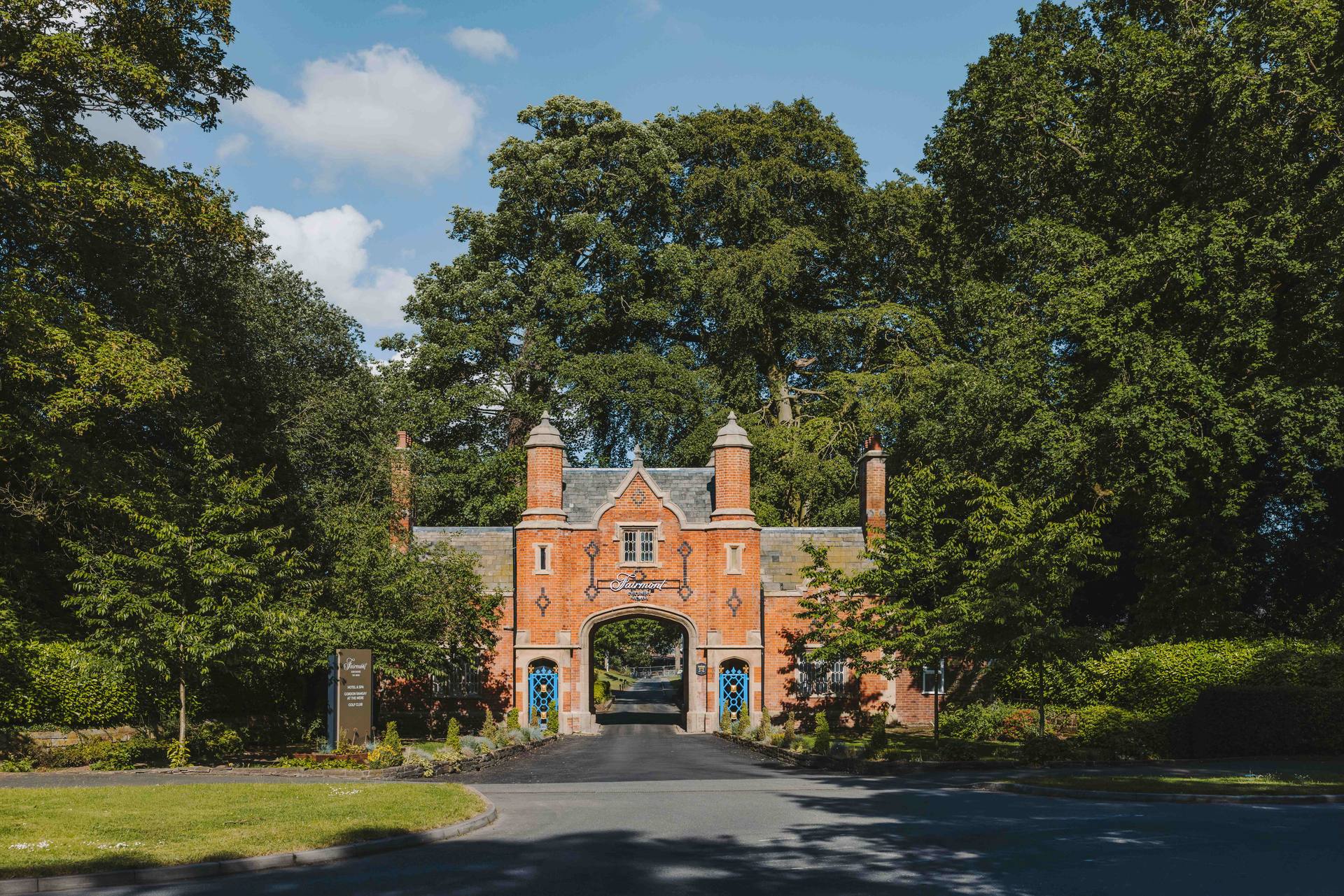 The Mere clubhouse exterior